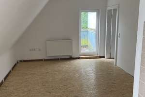 Kompakte Dachgeschosswohnung mit 3 Zimmern und Balkon – Heideweg 31, 34131 Bad Wilhelmshöhe, Kassel – Vorschaubild 5