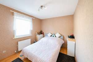 Bungalow in Balingen-Weilstetten – Sonnengrundstück, großer Garten, Garage & erneuertes Flachdach! – Die vollständige Adresse der Immobilie erhältst du vom Anbieter., 72336 Balingen – Vorschaubild 17