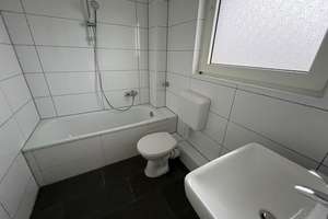 Schöne Wohnung mit Balkon! – Schwarzenberger Straße 33, 47226 Rheinhausen-Mitte, Duisburg – Vorschaubild 6