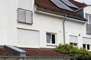 Familiengerechtes Reihenhaus in Remseck am Neckar, Wohngebiet Halden