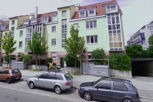 sehr schöne helle 2-Zimmer-Wohnung mit verglastem Balkon und EBK in München