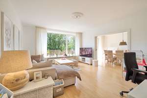 STILVOLL & HELL - 4-Raum Wohnung mit zwei Balkonen in beliebter Lage von Derendorf!! – Die vollständige Adresse der Immobilie erhältst du vom Anbieter., 40477 Derendorf, Düsseldorf – Vorschaubild 2