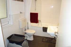 EXKLUSIV ZENTRUMSNAH / AM WEHRHAHN INKL. EINBAUKÜCHE MODERNES WANNENBAD + G-WC KOMPLETT LAMINAT 3.OG – Worringerstraße 8, 40211 Düsseldorf – Vorschaubild 10