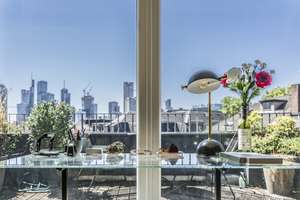 NEU *Paul & Partner*  STILVOLLE-MAISONETTE MIT ZWEI BALKONEN & SKYLINE-BLICK IN FRANKFURT !