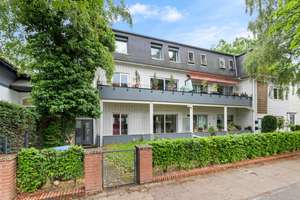Innen charmanter Altbau, außen modern: Schöne Wohnung mit direktem Zugang zum Alsterwanderweg – Die vollständige Adresse der Immobilie erhältst du vom Anbieter., 22391 Ohlsdorf, Hamburg – Vorschaubild 15