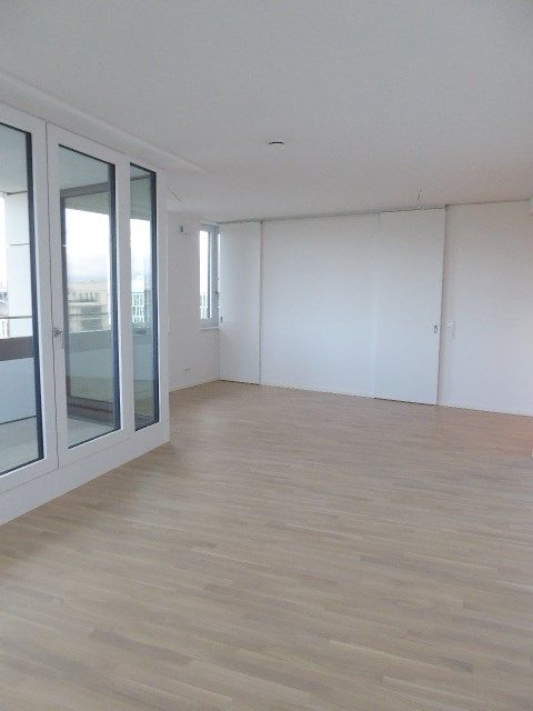 PRAEDIUM......V-E-R-M-I-E-T-E-T image 3