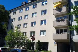 Erstbezug nach Renovierung: Helle 3-Zimmer-Wohnung in ruhiger Lage Schwabing