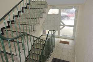 HOCHWERTIGE 4-ZIMMER-ERDGESCHOSSWOHNUNG MIT GROSSEM BALKON, GARAGE IN ZENTRALER LAGE VON SG-ZENTRUM – Eckstraße 5, 42651 Solingen-Mitte, Solingen – Vorschaubild 3