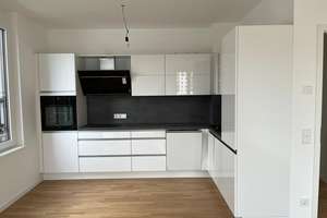 3-Zimmer-Wohnung in München Perlach – Zenzl-Mühsam-Str 15, 81735 Neuperlach, München – Vorschaubild 2