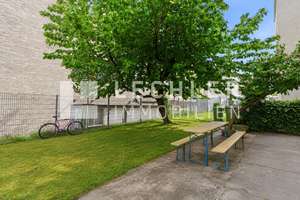 Gepflegtes Vierfamilienhaus mit nachhaltigen Mieteinnahmen – Die vollständige Adresse der Immobilie erhältst du vom Anbieter., 70376 Münster, Stuttgart – Vorschaubild 2