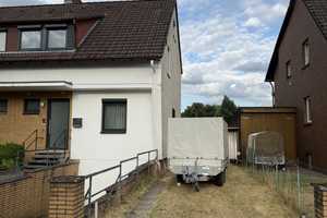 Günstige, modernisierte 5-Raum-Doppelhaushälfte mit gehobener Innenausstattung und EBK in Garbsen – Lessingstraße 9, 30826 Hannover (Kreis) – Vorschaubild 2