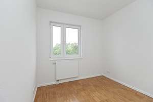 LICHTDURCHFLUTETE 2,5 Zimmer Penthousewohnung mit großer Dachterrasse! – Fasanenweg 31, 22851 Norderstedt – Vorschaubild 7