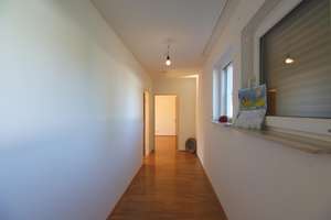 Leben mit Weitblick: Großzügiger Bungalow in Sankt-Augustin- Niederpleis  – Die vollständige Adresse der Immobilie erhältst du vom Anbieter., 53757 Sankt Augustin – Vorschaubild 10