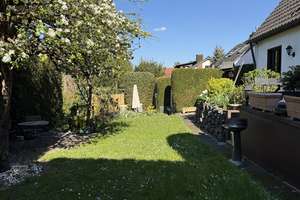 Freistehendes Einfamilienhaus mit schönem Garten, Terrasse und gemütlichen Sitzecken! – Die vollständige Adresse der Immobilie erhältst du vom Anbieter., 53177 Muffendorf, Bonn – Vorschaubild 2