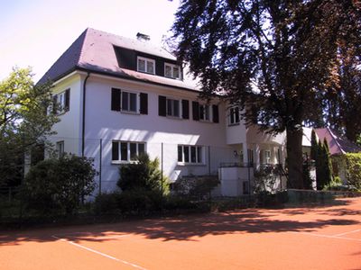 Attraktive, charmante 3,5-Zimmer-Maisonette-Wohnung mit Loggia, Kaminofen und EBK in Dietenheim