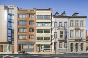 Top modernisiertes Wohnhaus mit fünf bezugsfreien Wohnungen und zusätzlichen Gewerbeeinheiten – Die vollständige Adresse der Immobilie erhältst du vom Anbieter., 52070 Kaiserplatz, Aachen – Vorschaubild 2