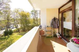 Helle 2-Zi.-Eigentumswohnung mit sonniger Ost-Loggia in ruhiger Lage von Pöcking – Die vollständige Adresse der Immobilie erhältst du vom Anbieter., 82343 Pöcking – Vorschaubild 4