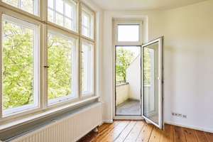 Altbaucharme in Friedenau: Stilvolle 2-Zimmer-Wohnung mit Balkon und Wohlfühlatmosphäre – Rheingaustraße 16, 12161 Friedenau, Berlin – Vorschaubild 5