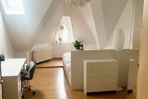 Großzügige, 3 ZKB DG- Altbauwohnung mit Einbauküche in beliebter Wohngegen, mitten in Wiesbaden – Goebenstraße 4, 65195 Westend / Bleichstraße, Wiesbaden – Vorschaubild 5