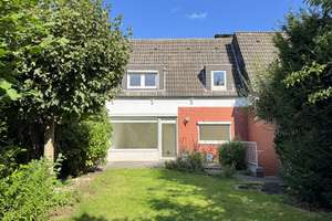 Mit 5 Zimmern, Südgarten, Vollkeller & Garage: Charmantes Reihenmittelhaus in Münster-Gievenbeck ! – Die vollständige Adresse der Immobilie erhältst du vom Anbieter., 48161 Gievenbeck, Münster – Vorschaubild 2