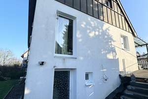 Einfamilienhaus zur Miete – ideal für Familien, WG oder Unternehmen – Die vollständige Adresse der Immobilie erhältst du vom Anbieter., 71522 Backnang – Vorschaubild 1
