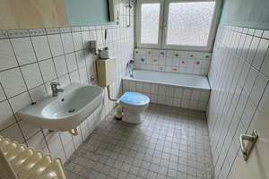 Gemütliches Zuhause für die ganze Familie - helle 3,5-Zimmer-Dachgeschosswohnung in Essen-Borbeck – Weidkamp 177, 45355 Borbeck-Mitte, Essen – Vorschaubild 10