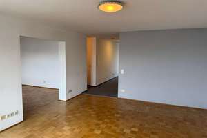 Großzügige 4,5 Zimmer-Wohnung mit Balkon in Herzen von Degerloch zum reinen Objektpreis (Erbpacht) – Die vollständige Adresse der Immobilie erhältst du vom Anbieter., 70597 Degerloch (Ortsteil), Stuttgart – Vorschaubild 4