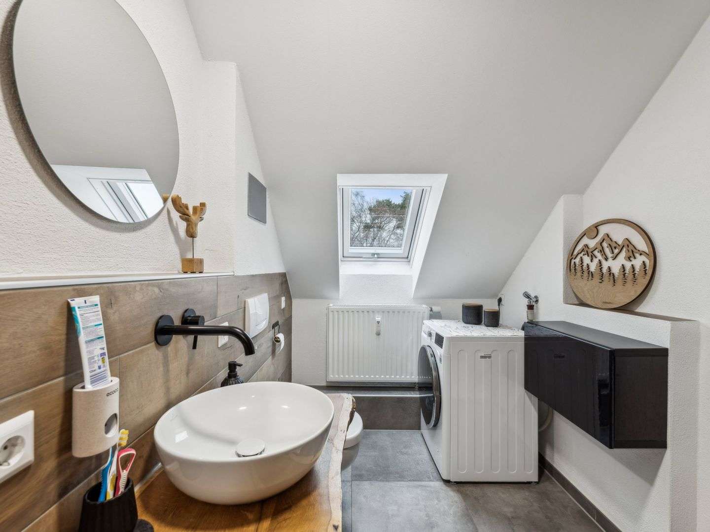 Immobilie in Neukirchen bei Sulzbach-Rosenberg - 3-Zimmer-Maisonette-Wohnung mit Balkon, ausgebautem Spitzboden und Garage - Bild 7