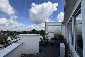 Düsseldorf im (Über-)Blick: Kleines Penthouse mit Dachterrasse und TG in Rath. – Die vollständige Adresse der Immobilie erhältst du vom Anbieter., 40472 Rath, Düsseldorf – Vorschaubild 5