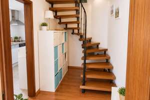 Schöne und helle 2,5 Zimmer  Maisonette Wohnung mit Terrasse mitten in Bad Cannstatt – Erbsenbrunnengasse 17, 70372 Cannstatt-Mitte, Stuttgart – Vorschaubild 8