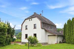 Charmantes Einfamilienhaus auf 931m² Grund mit viel Potenzial, Garage und Garten in Antweiler – Die vollständige Adresse der Immobilie erhältst du vom Anbieter., 53533 Antweiler – Vorschaubild 43