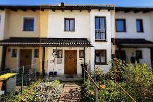 **sofort bezugsfrei**            gepflegtes Reihenmittelhaus
für die ganze Familie – Lochhamer Straße 97a, 81477 Obersendling, München – Vorschaubild 2