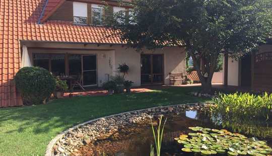 Bild von Freistehendes Architekten Haus mit viel Platz + provisionsfrei