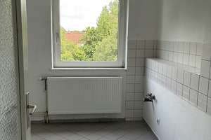 Zentral. Hell. Bezugsfertig – 4 Zimmer mit Balkon im Herzen der Stadt – 38226 Lebenstedt, Salzgitter – Vorschaubild 5