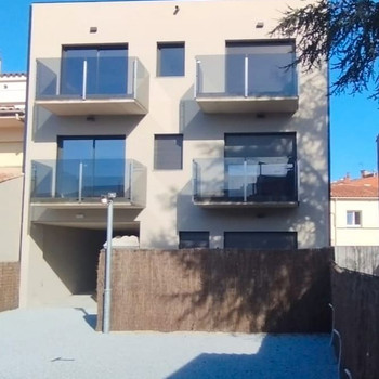 Neubauwohnungen mit 3 Schlafzimmern in Sarrià de Ter – Phase 3, Block 1