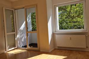 Sehr helle  2-Zi.-Whg.,  saniert, mit EBK,  4. OG mit Aufzug, Balkon, Blick ins Grüne , Kudamm-Nähe – Albrecht-Achilles-Straße 6, 10709 Wilmersdorf, Berlin – Vorschaubild 14