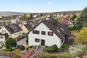 Sofort Bezugsfertig! Modernisiertes EFH in familiärer Lage mit traumhaftem Grundstück – Die vollständige Adresse der Immobilie erhältst du vom Anbieter., 95500 Heinersreuth – Vorschaubild 19