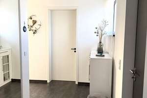 Für Individualisten:
Architektenhaus
mit Dreifachgarage
in Thannhausen – Die vollständige Adresse der Immobilie erhältst du vom Anbieter., 86470 Thannhausen – Vorschaubild 18