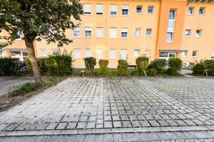 Helle 2-Zimmer-Gartenwohnung mit großem Südwest-Eckgarten in Ingolstadt – Die vollständige Adresse der Immobilie erhältst du vom Anbieter., 85049 Friedrichshofen-Hollerstauden, Ingolstadt – Vorschaubild 13