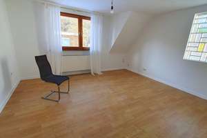 FAMILIENNEST IN WIESBADEN-SONNENBERG! Ein-bis Zweifamilienhaus mit großem Grundstück *Erbpacht* – Die vollständige Adresse der Immobilie erhältst du vom Anbieter., 65193 Sonnenberg, Wiesbaden – Vorschaubild 9