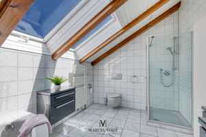 Wohnoase mit Stil: Doppelhaushälfte mit Wintergarten, Pool & Garage – Esslingen (Kreis) – Vorschaubild 10