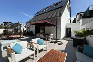 Zukunftssicheres Design-Atriumhaus: Klasse B, 12kWp PV, Klima, Kamin & Einlieger-Option – Die vollständige Adresse der Immobilie erhältst du vom Anbieter., 76189 Daxlanden, Karlsruhe – Vorschaubild 8