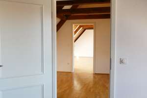 Exklusive 3,5-Zimmer Dachterrassen-Wohnung in Mittelalterlichem Stadthaus (von privat) – Malergasse 9, 93047 Innenstadt, Regensburg – Vorschaubild 2