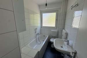 Renovierte 2-Zimmerwohnung mit *Balkon* – Mozartstraße 7, 47226 Rheinhausen-Mitte, Duisburg – Vorschaubild 5