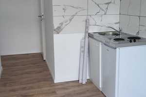 Möbliertes Apartment im Herzen von Bonn, direkt an der Kirschblütenstraße – Bonn – Vorschaubild 3
