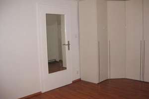 Stilvolle 2-Zimmer-Dachgeschosswohnung in ruhiger Bestlage von Waldtrudering – optional teilmöbliert – Waterbergstraße 24, 81827 Waldtrudering, München – Vorschaubild 11