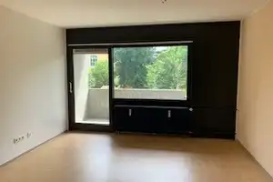 Schöne, helle 1 Zimmer Wohnung in Nürnberg Nord mit Balkon – Juvenellstr. 81, 90419 Nürnberg – Vorschaubild 1