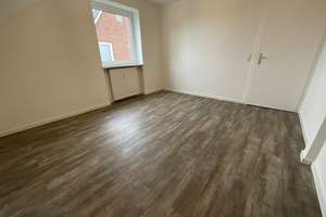 3 Zimmer-Wohnung mit Tageslichtbad und Wanne in zentraler Lage – Krempelsdorfer Allee 24, 23556 Sankt Lorenz Nord, Lübeck – Vorschaubild 8