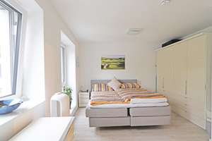 Elegante Wohnung mit herrlicher Dachterrasse! – Die vollständige Adresse der Immobilie erhältst du vom Anbieter., 22359 Volksdorf, Hamburg – Vorschaubild 6