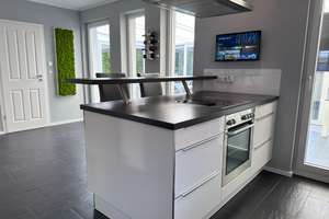 Bezugsfertig-modernisiert Wintergarten, Sauna,XXL-Terrasse,Klima,Küche,Photovoltaik-nahe Düsseldorf – Die vollständige Adresse der Immobilie erhältst du vom Anbieter., 47804 Forstwald, Krefeld – Vorschaubild 12